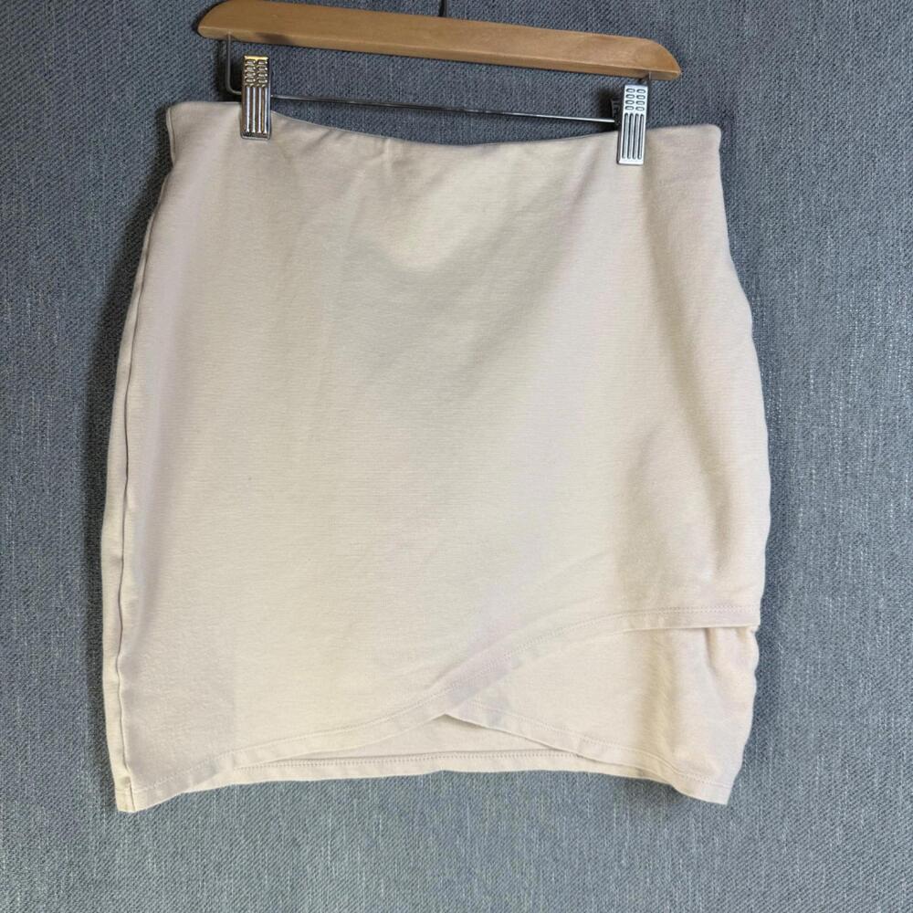 Sunday Best Aritzia Women's Size M Skirt Beige Mini Stretch‎ Pencil